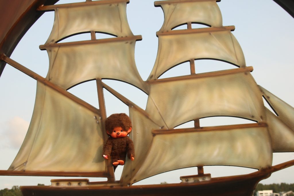 Minou und das Segelschiff