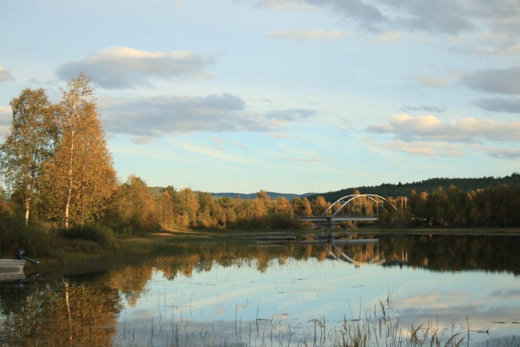 Blick vom Campingplatz Sonfjällscampen